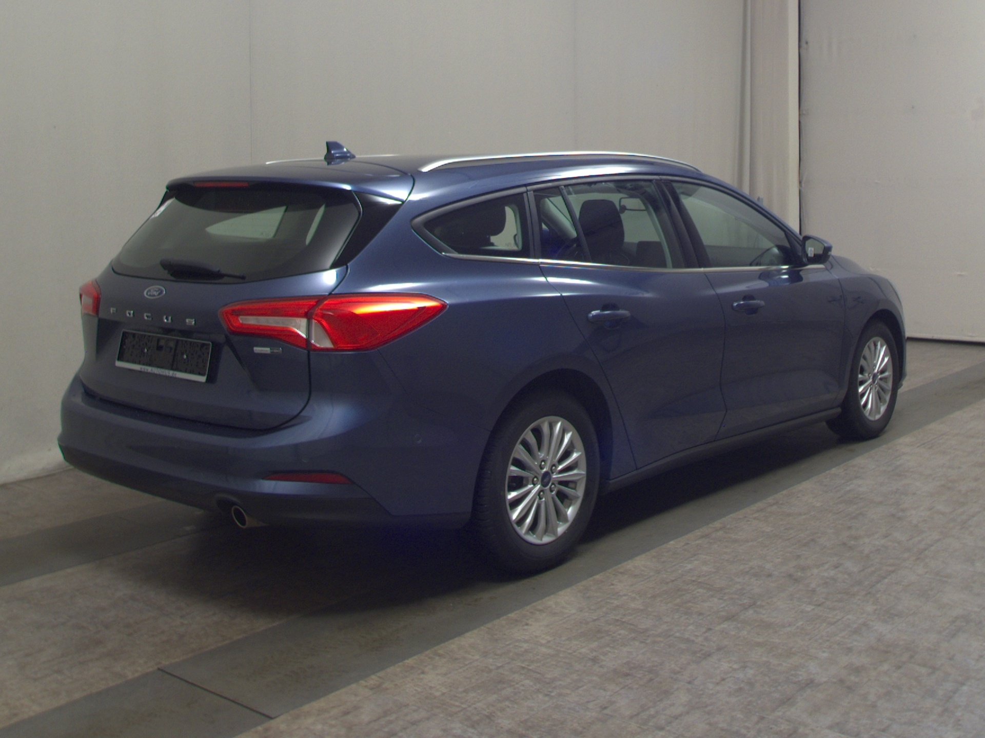 Ford Focus Turnier 1.0 EB Titanium Navi LED PDC Shz 4