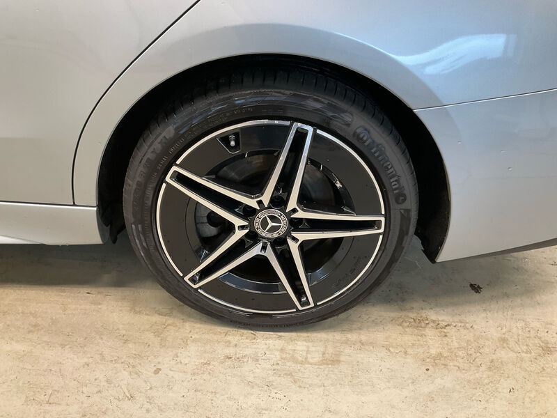 Mercedes-Benz C 220 T d AMG-Line Night T-Leder Navi LED 12