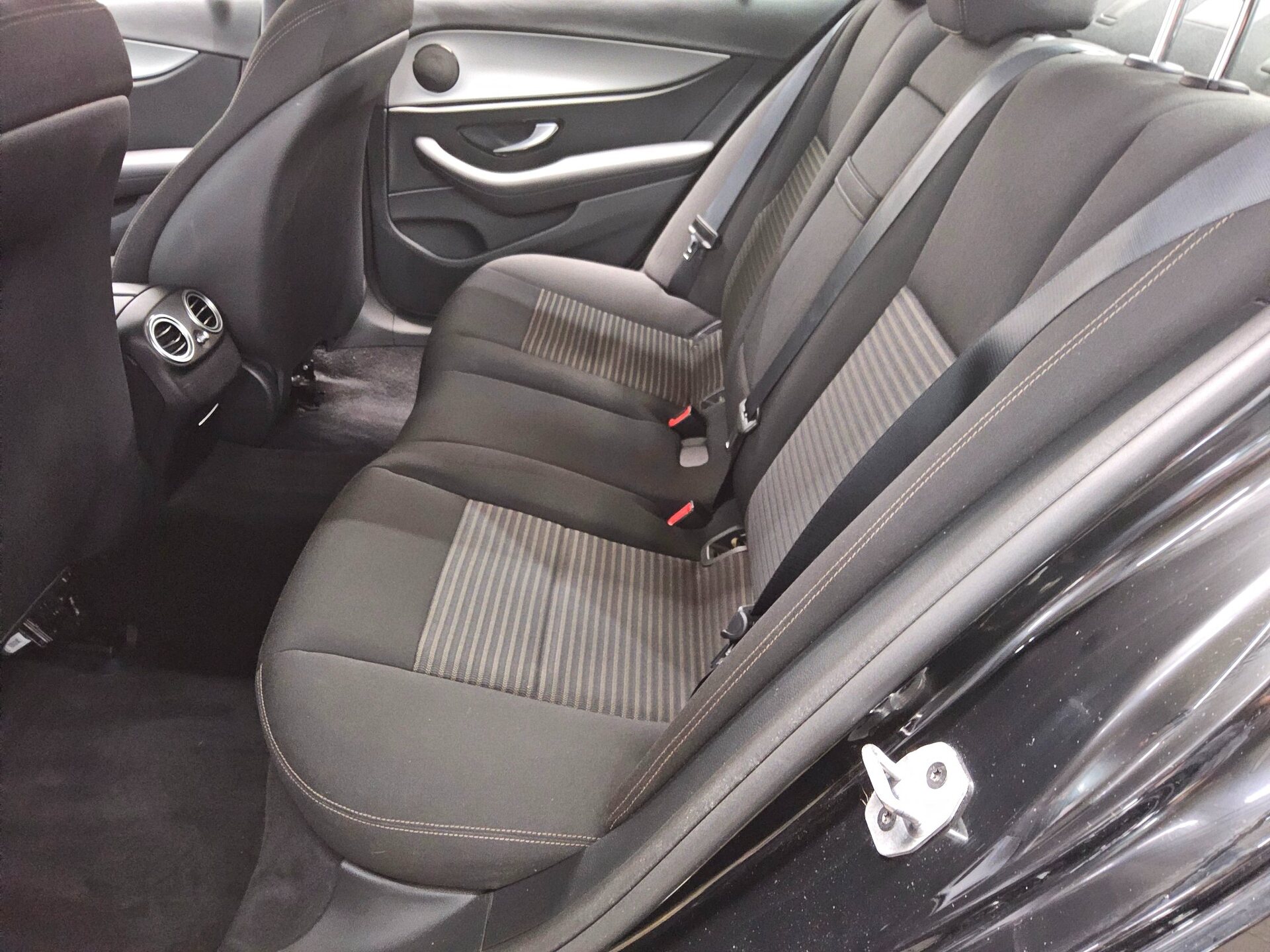 Mercedes-Benz E 300 de Navi Multibeam-LED AHK 360°- Kamera 13
