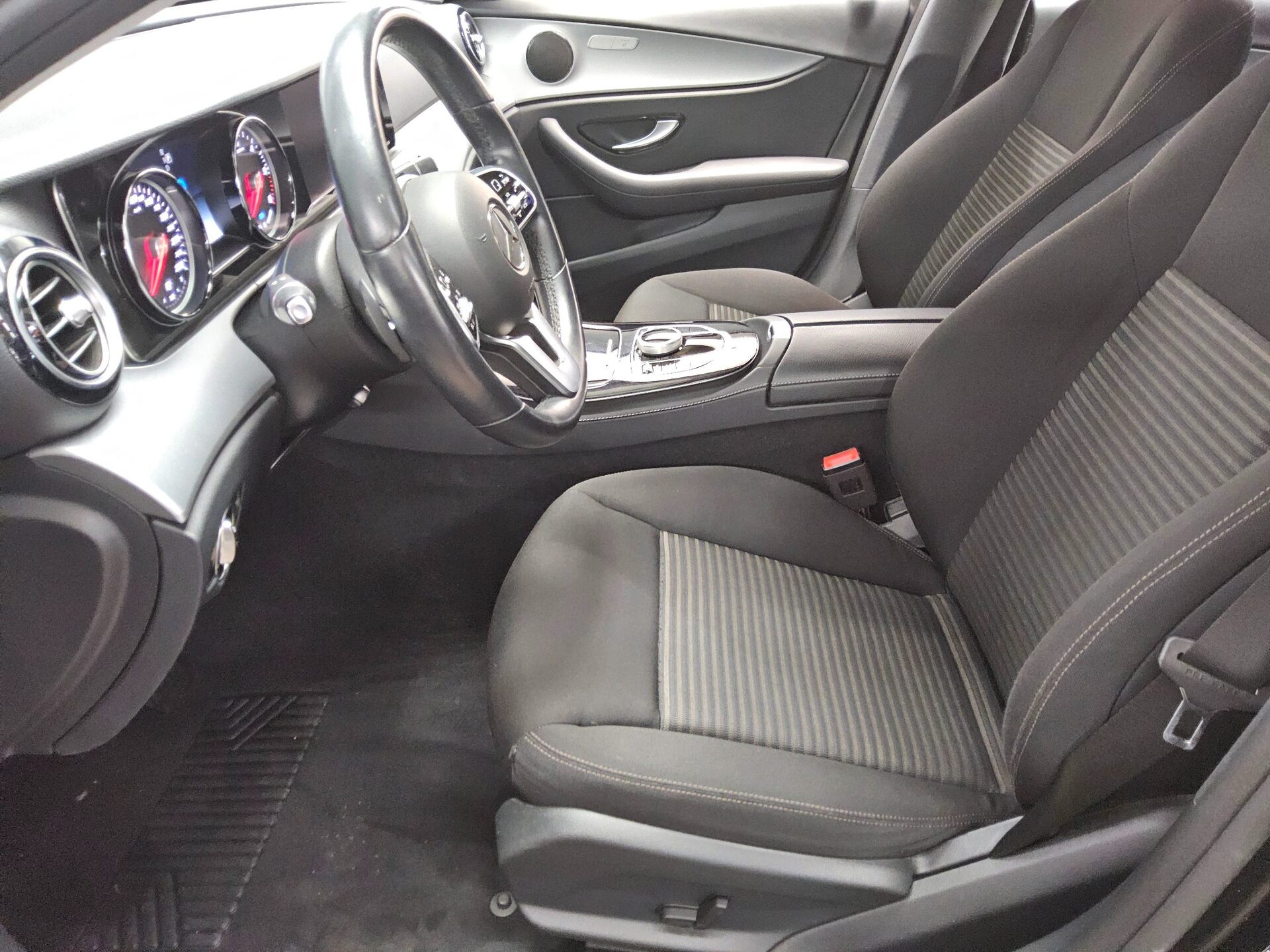 Mercedes-Benz E 300 de Navi Multibeam-LED AHK 360°- Kamera 8