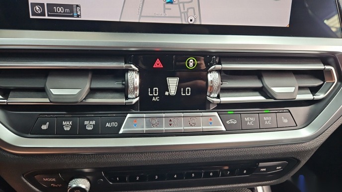BMW 320e Touring M-Sport NAVI LED VC LEDER SHZ 11