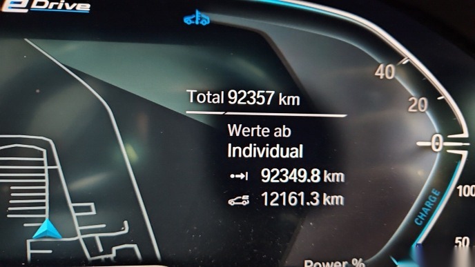 BMW 320e Touring M-Sport NAVI LED VC LEDER SHZ 8