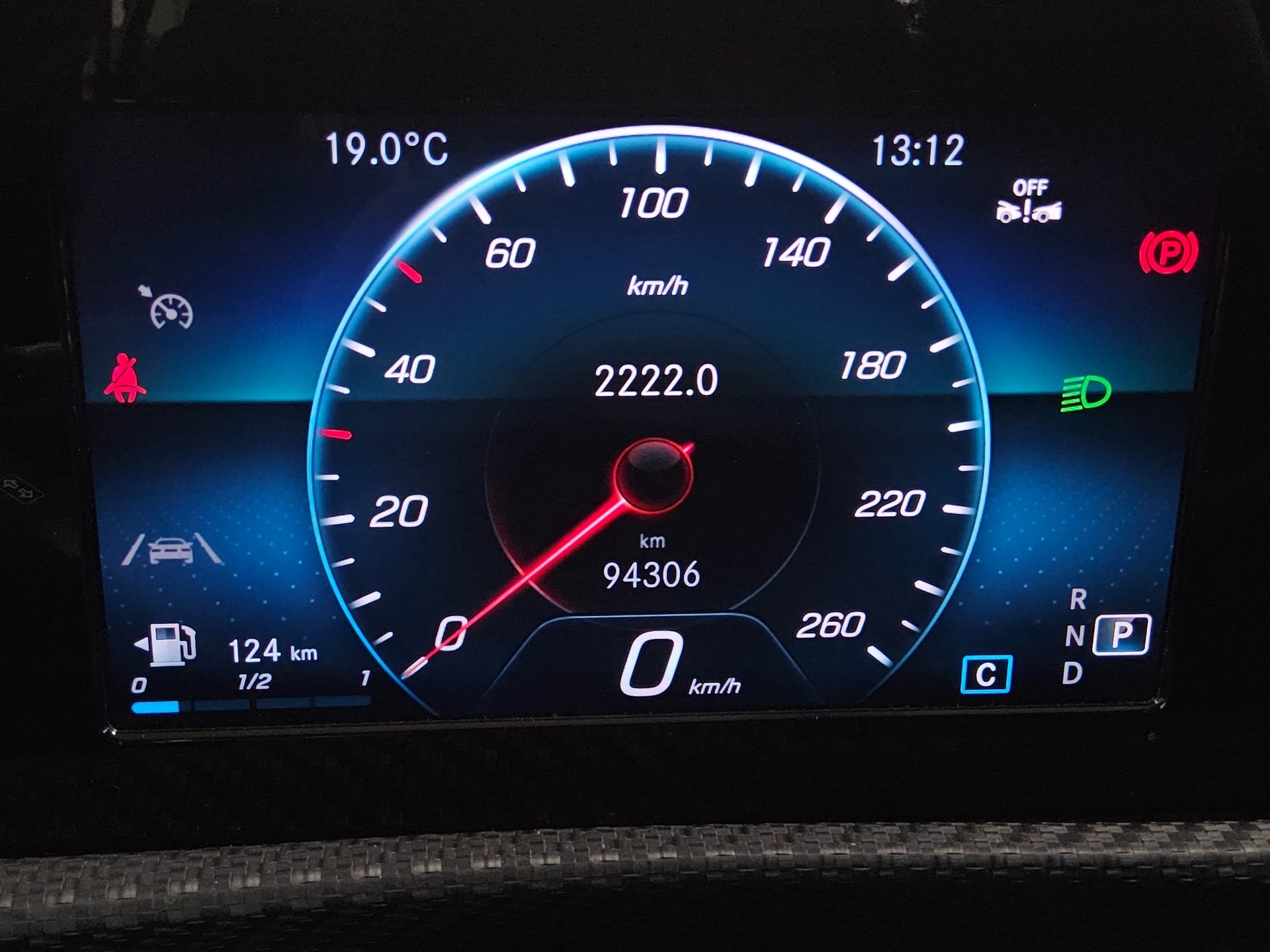 Mercedes-Benz A 180 d Navi LED Shz RfK PDC T-Leder 8