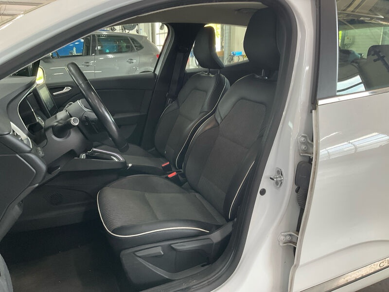 Renault Clio 1.3 TCe NAVI KLIMAAUT LED SHZ PDC 10
