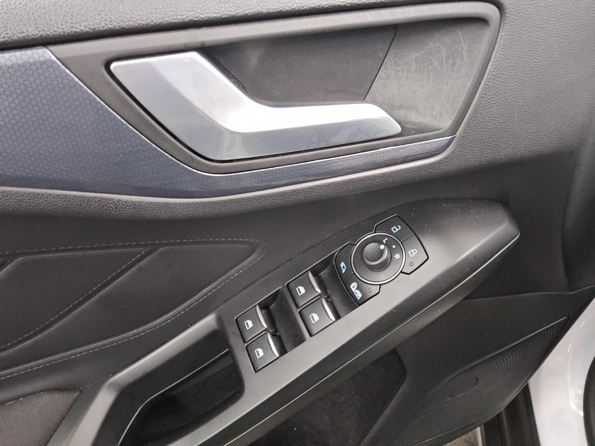 Ford Focus Turnier 1.5 EB Active X -Getriebeschaden- 9