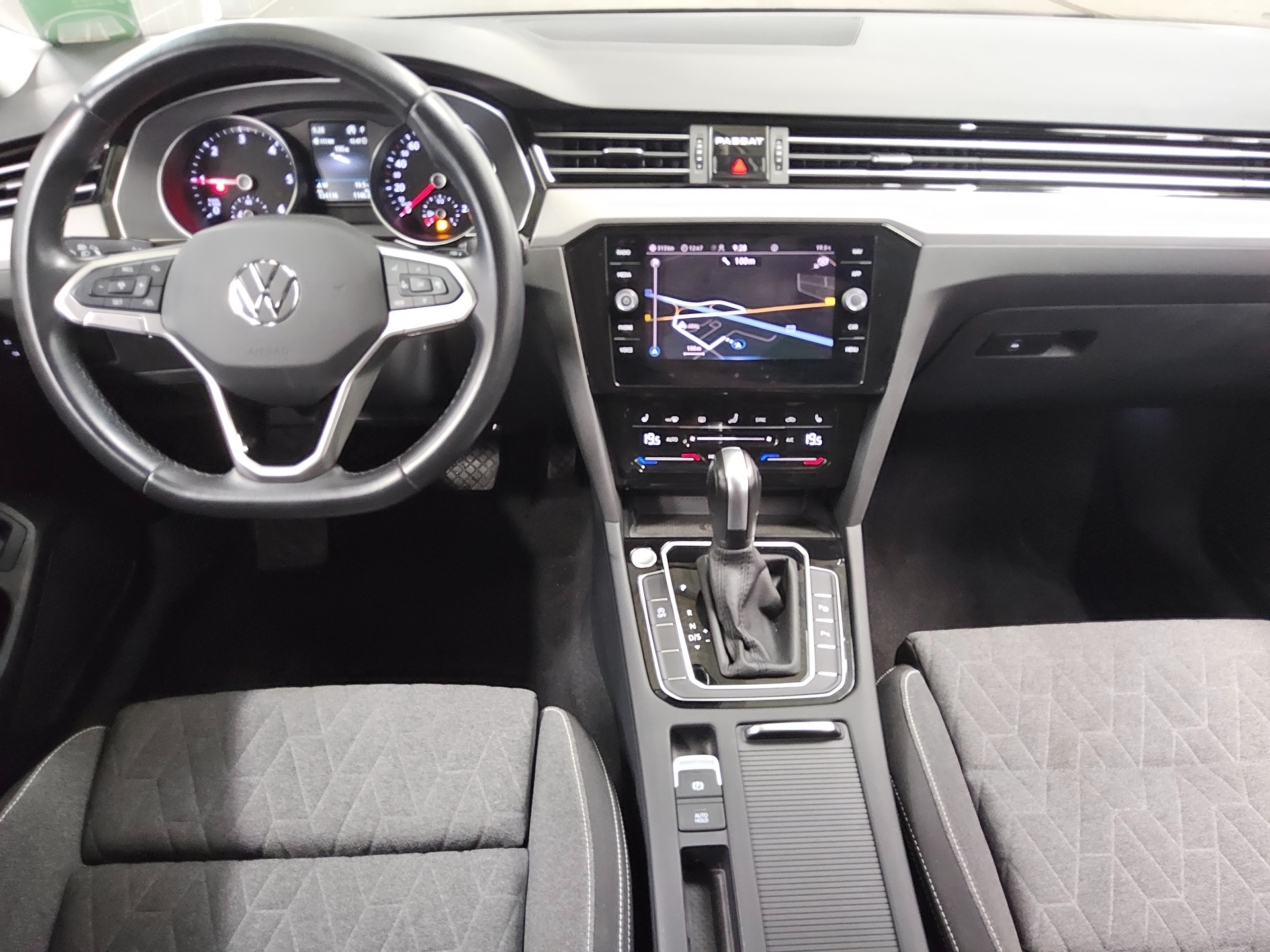Volkswagen Passat Variant 2.0 TDI Business Navi IQ.Light RFK 5