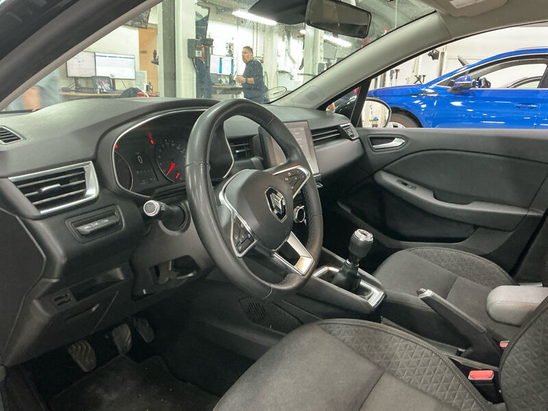 Renault Clio 1.0 5