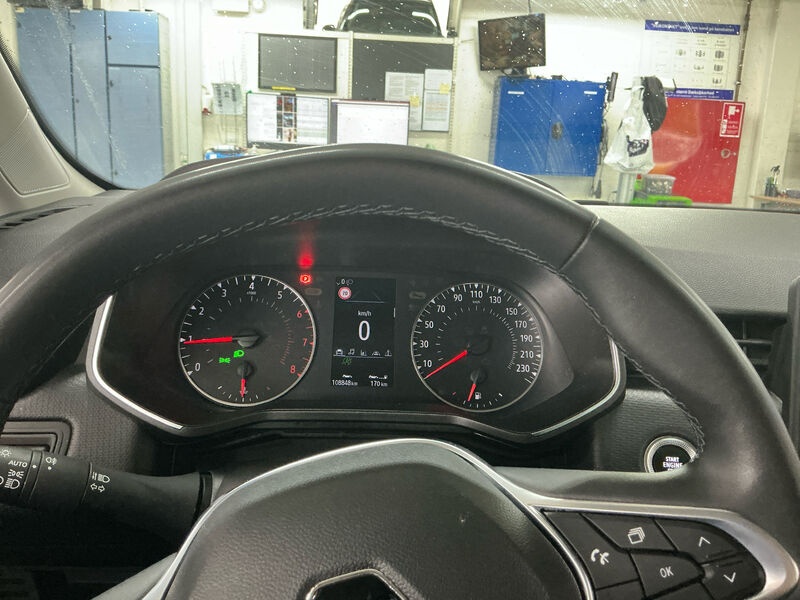Renault Clio 1.0 9
