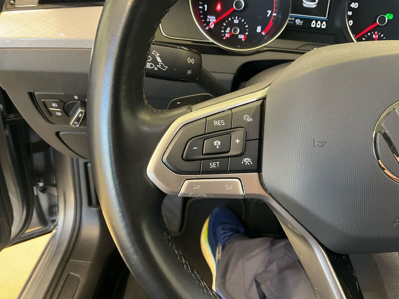 Volkswagen Passat Variant 1.5 TSI NAVI KLIMAAUT LED SHZ PDC 10