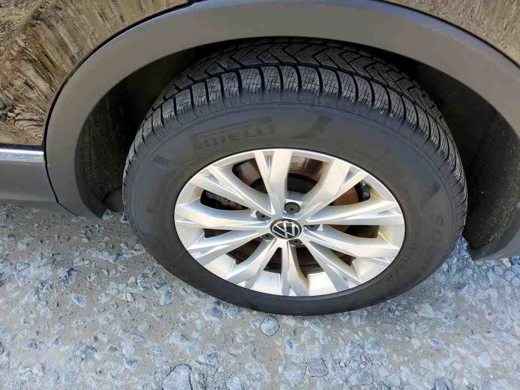 Volkswagen Tiguan 1.4 TSI e Active NAVI SHZ LED ACC AHK 12