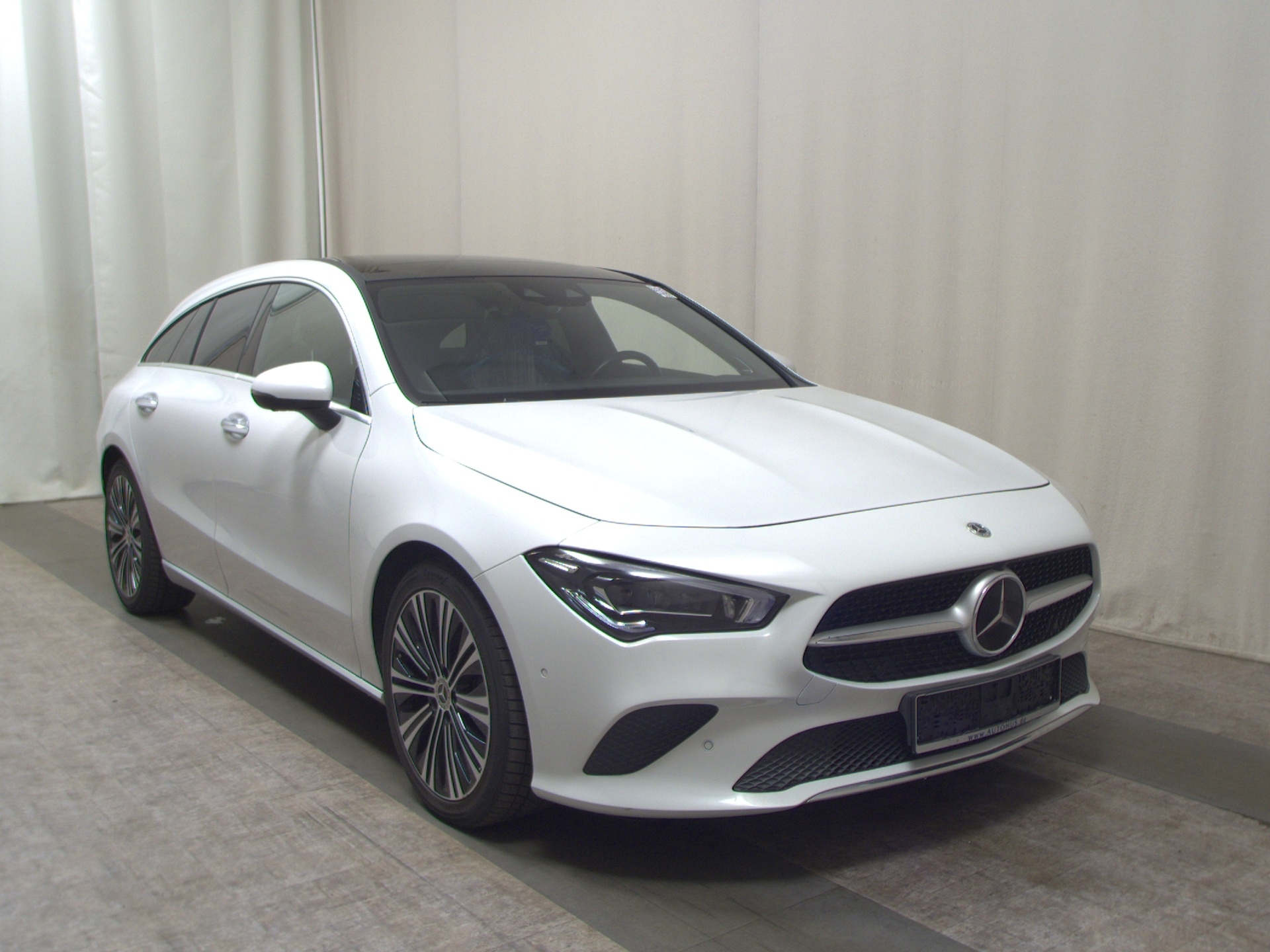 Mercedes-Benz CLA 220 d SB Progressive Navi MB-LED MBUX+ Pano 3