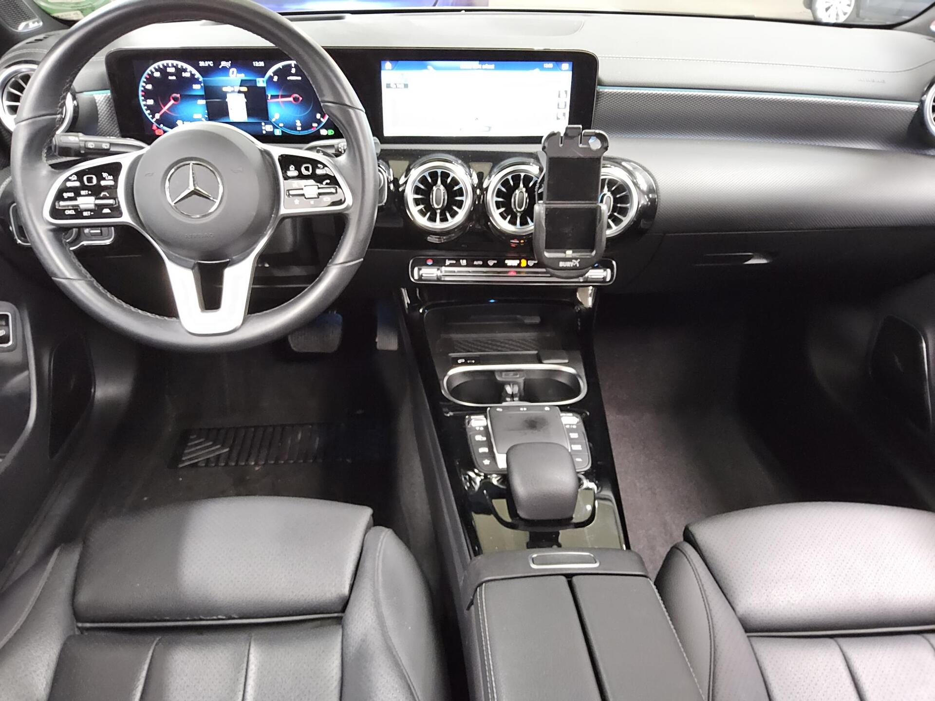Mercedes-Benz CLA 220 d SB Progressive Navi MB-LED MBUX+ Pano 5