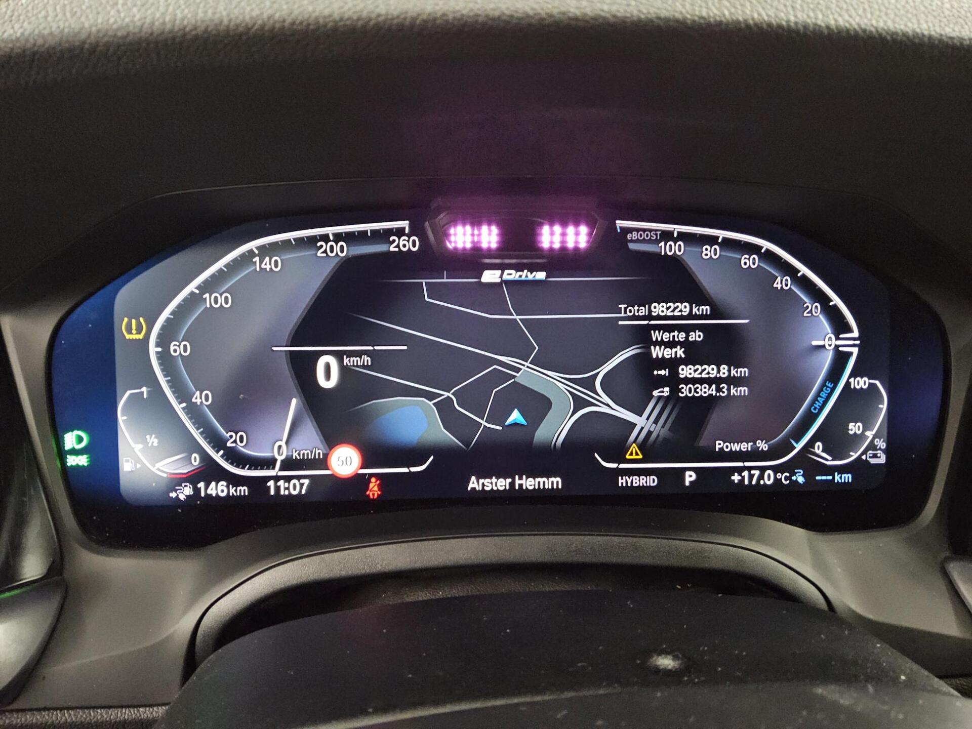 BMW 330e Touring M-Sport Navi LED LC-Pro HiFi 8