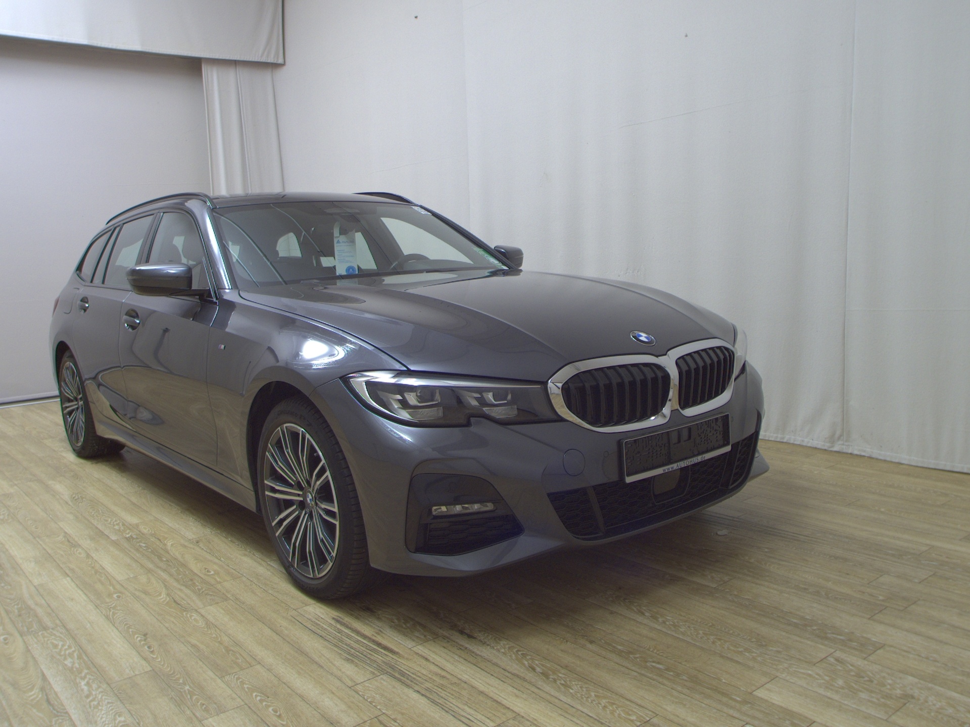 BMW 330e Touring M-Sport Navi LED LC-Pro HiFi 3