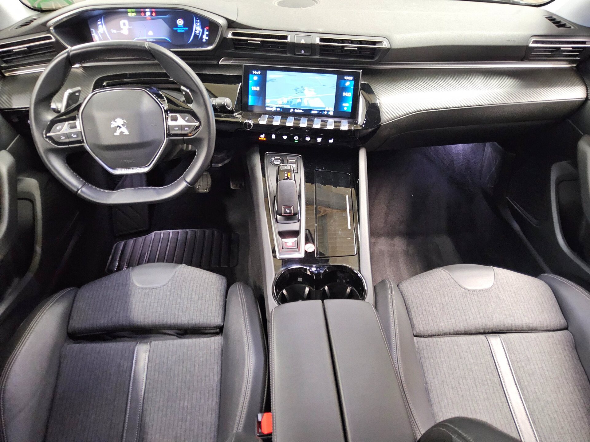 Peugeot 508 SW 1.5 BlueHDI Allure Navi LED Shz 360° 5