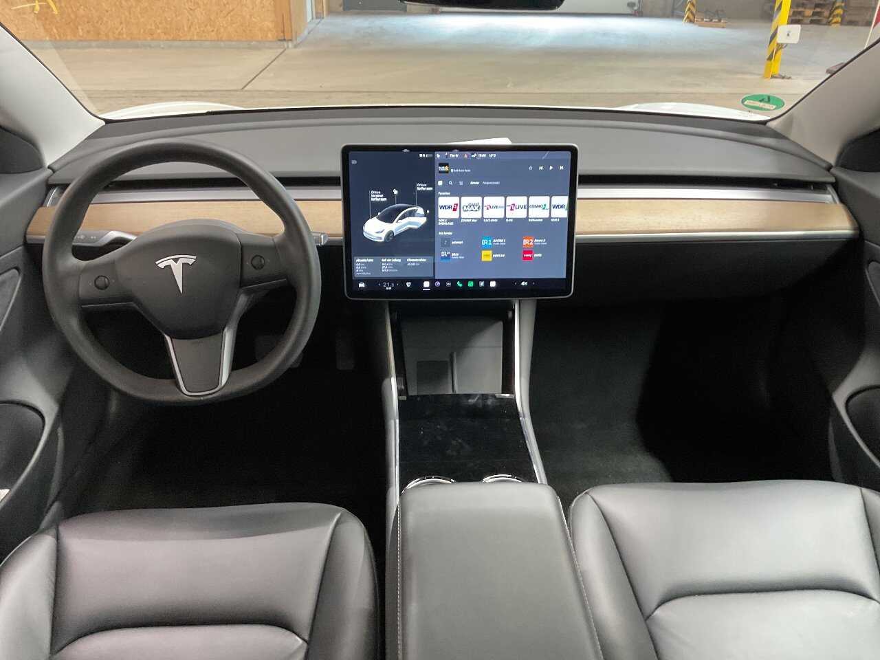 Tesla Model 3 LED PANO SHZ GSD KAMERA 5