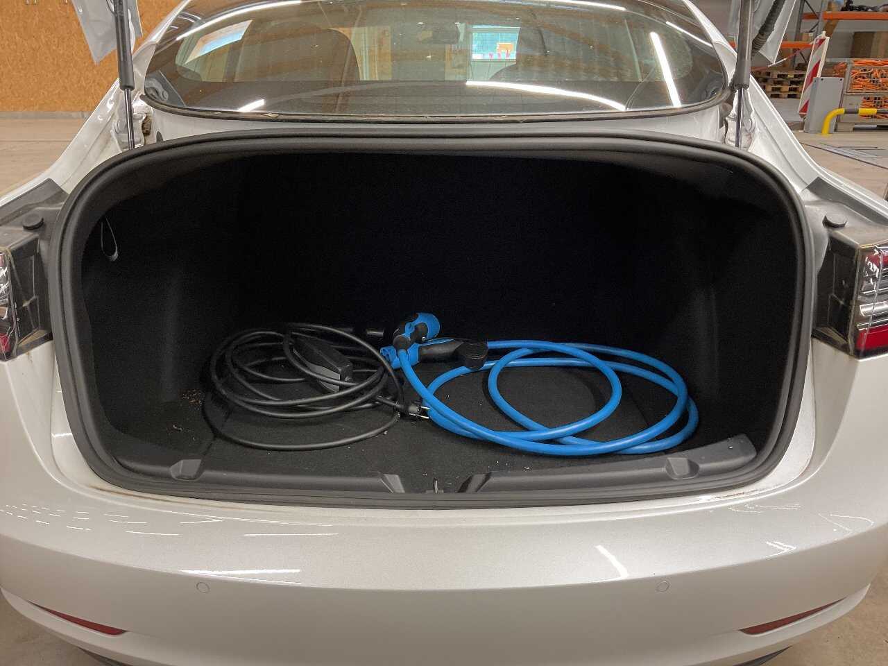 Tesla Model 3 LED PANO SHZ GSD KAMERA 9