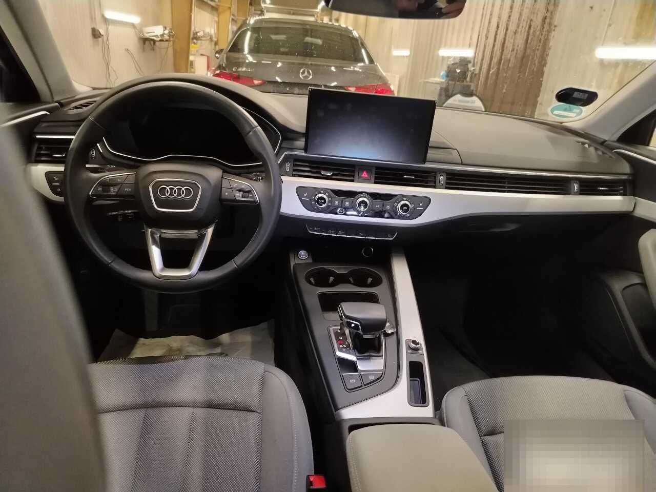 Audi A4 Avant 40 TDI RFK AHK 5