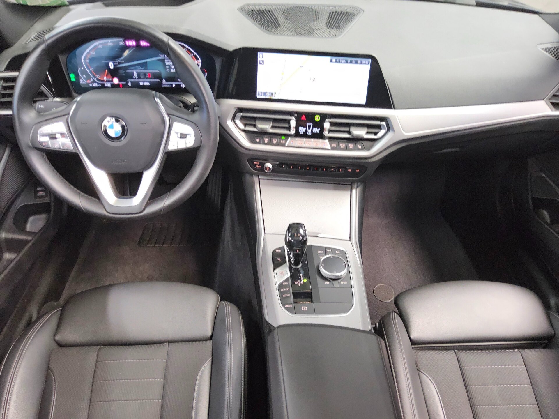 BMW 320dA Touring xDr Navi LED Pano HuD HiFi T-Leder 5