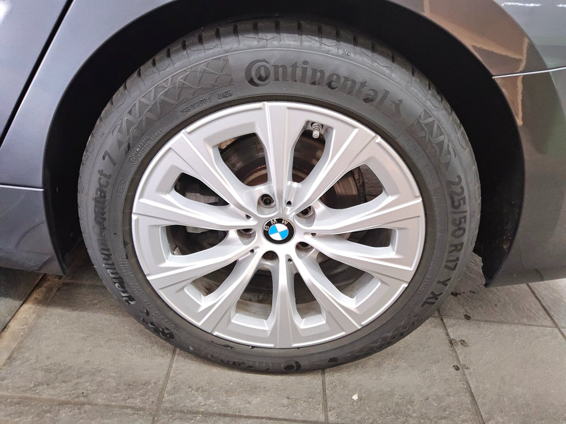 BMW 320dA Touring xDr Navi LED Pano HuD HiFi T-Leder 12