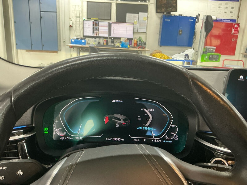BMW 530e KLIMAAUT LED SPORTSITZE SHZ PDC 8