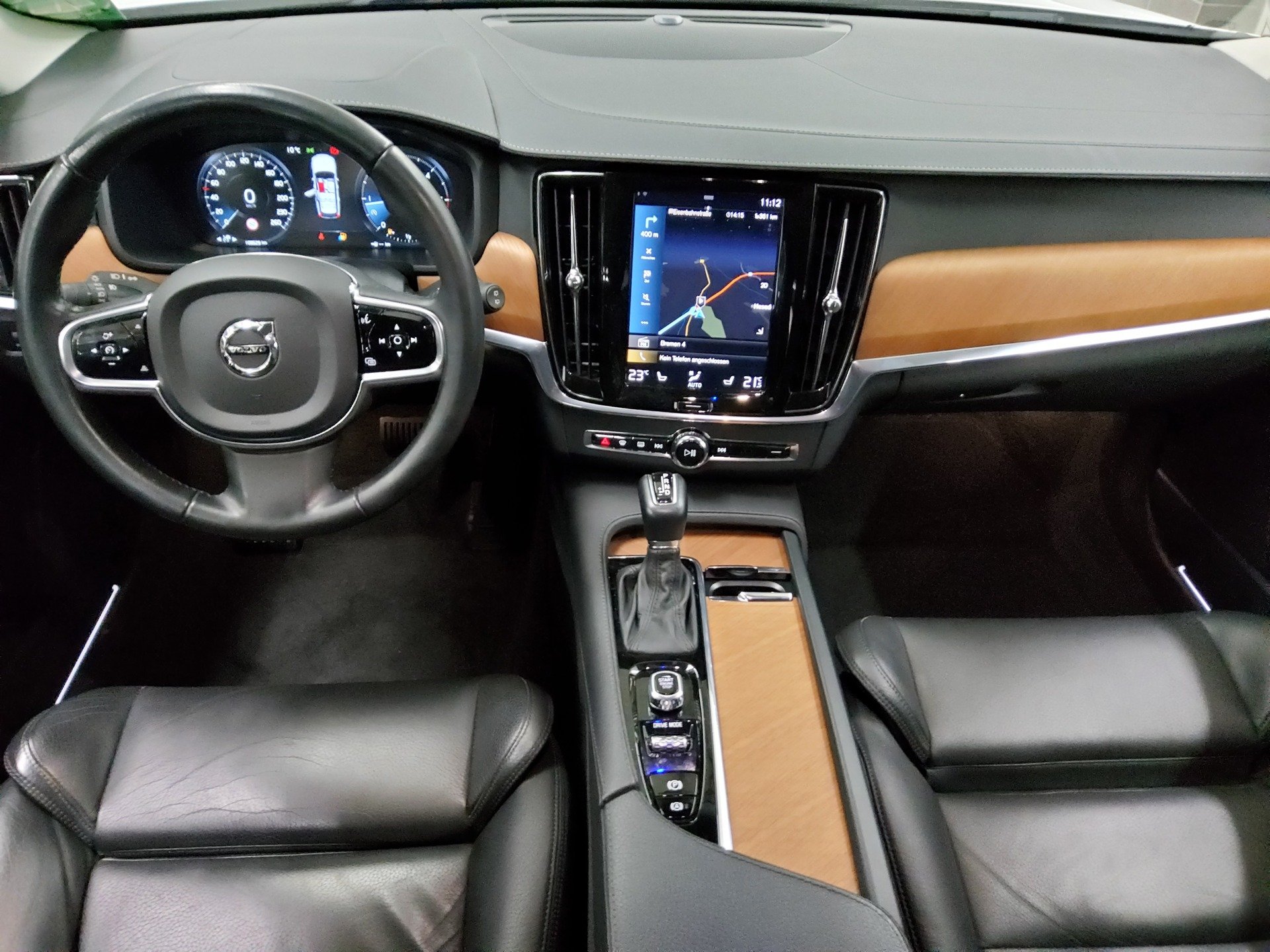 Volvo V90 D4 AWD Inscription Leder Navi LED AHK Memory 5