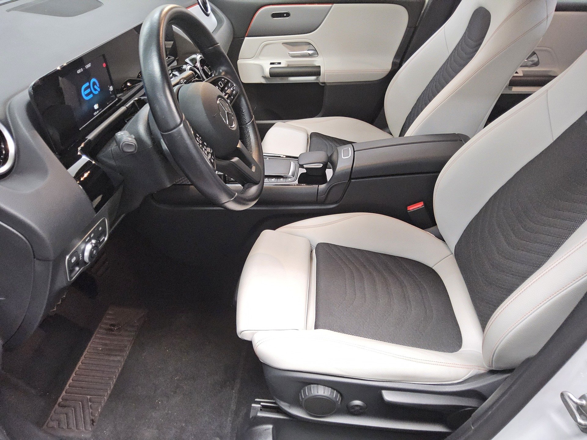 Mercedes-Benz B 250 e Style T-Leder Navi MB-LED Shz PDC 9