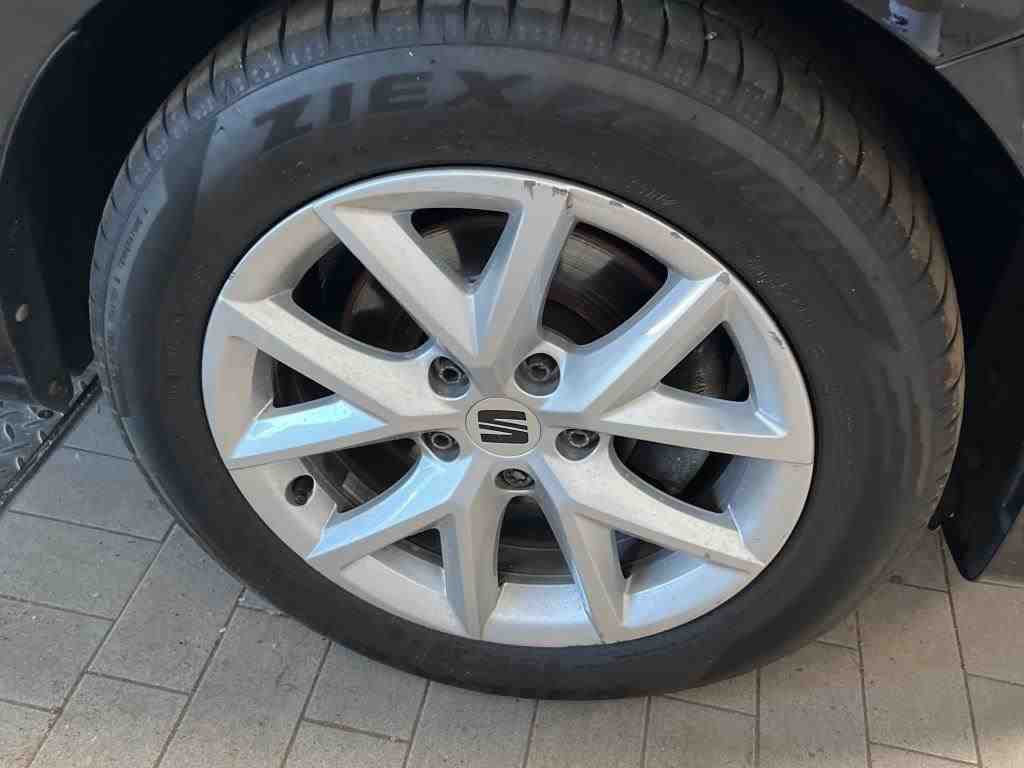 Seat Leon Style NAVI SHZ PDC LED DC 11