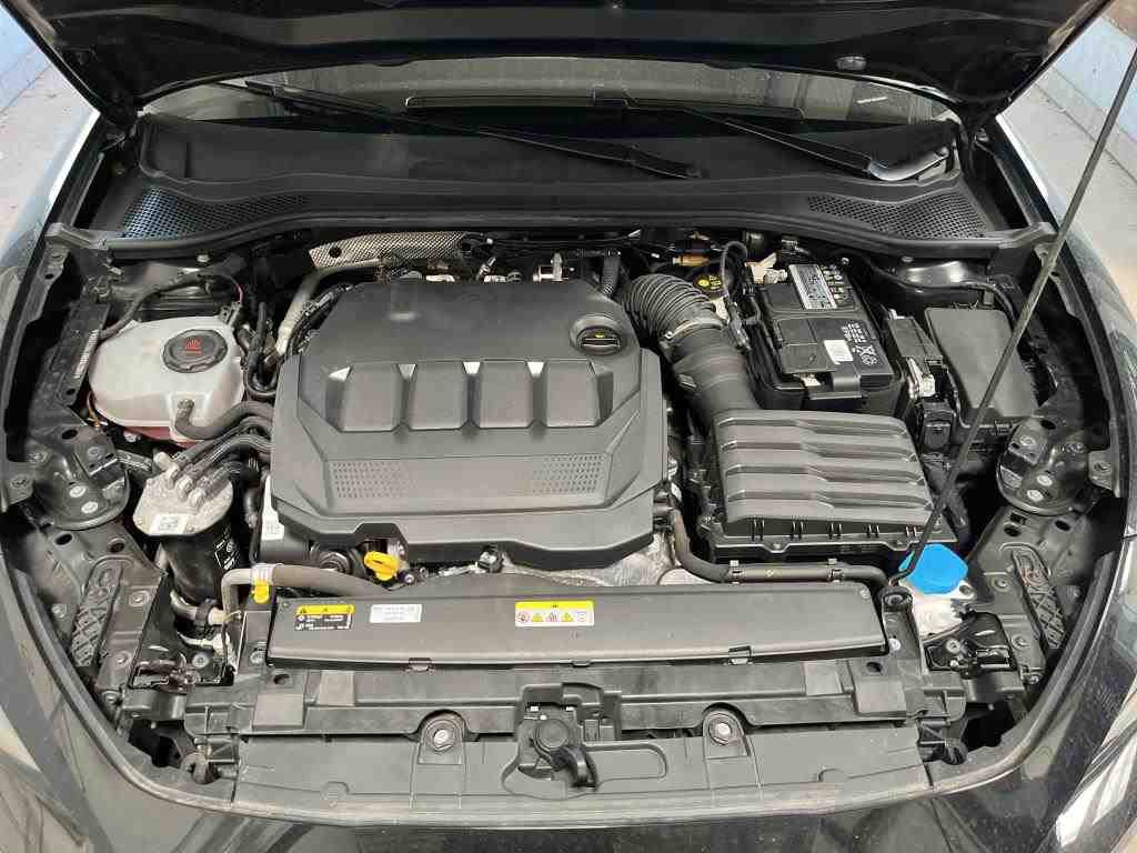 Seat Leon Style NAVI SHZ PDC LED DC 10