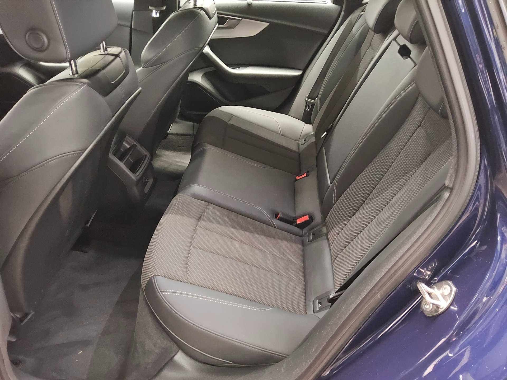 Audi A4 Avant 35 TDI S-Line T-Leder Navi LED B&O RfK 13