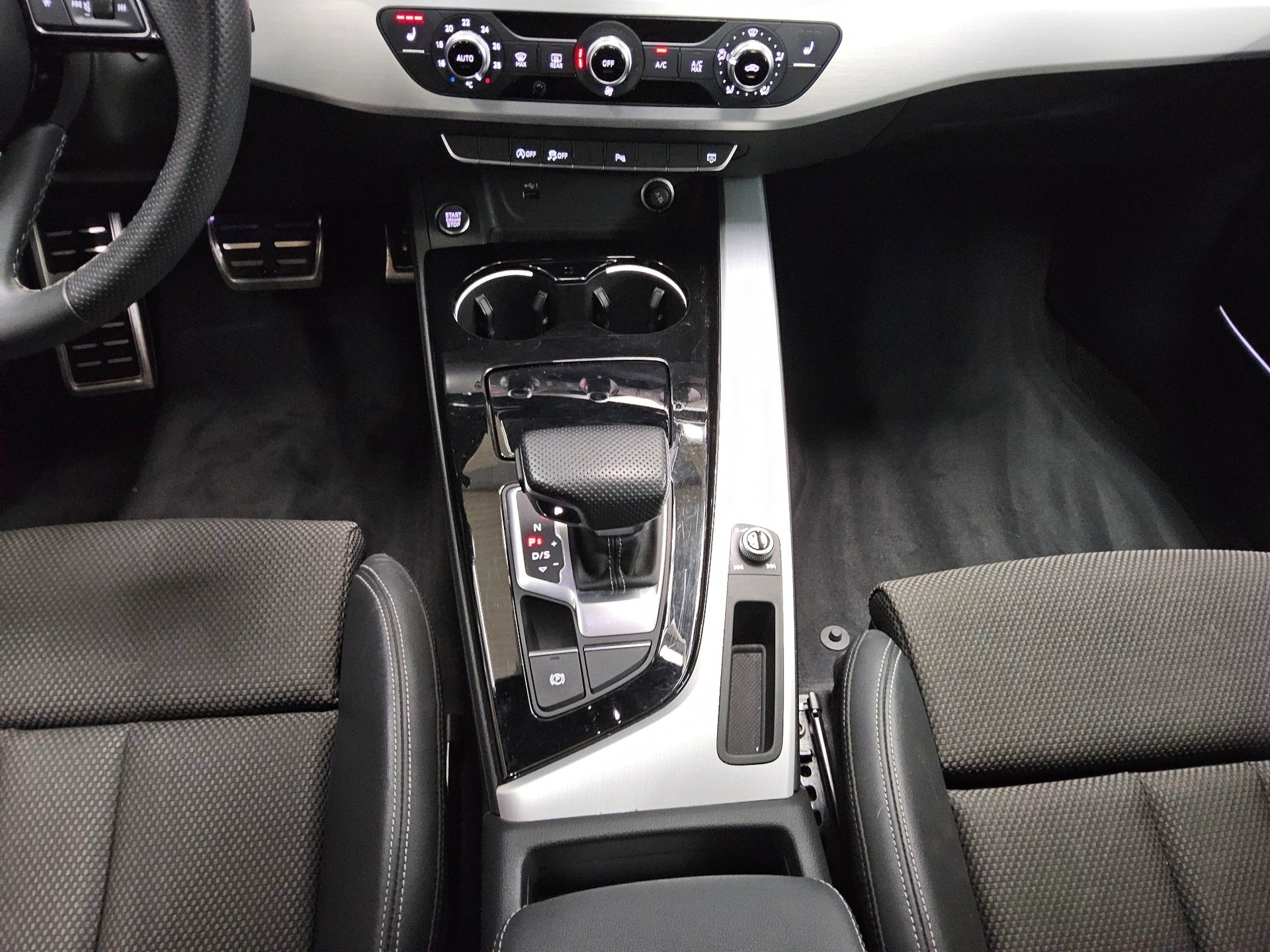 Audi A4 Avant 35 TDI S-Line T-Leder Navi LED B&O RfK 6