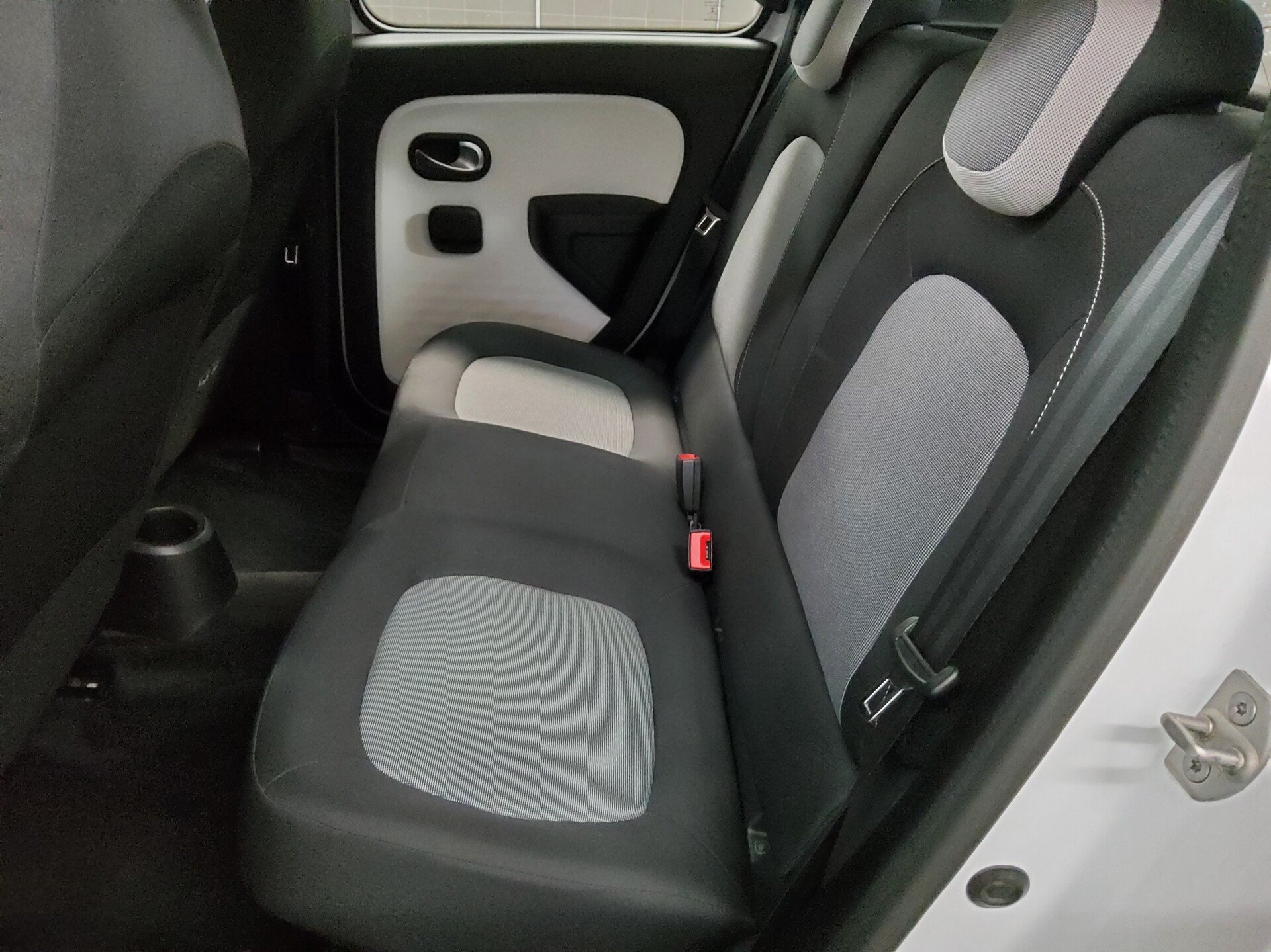 Renault Twingo Electric Equilibre DAB Bluetooth Klima 13