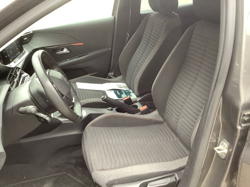 Peugeot 208 1.2 PureTech SHZ RFK LED BT SPURHALTE 9
