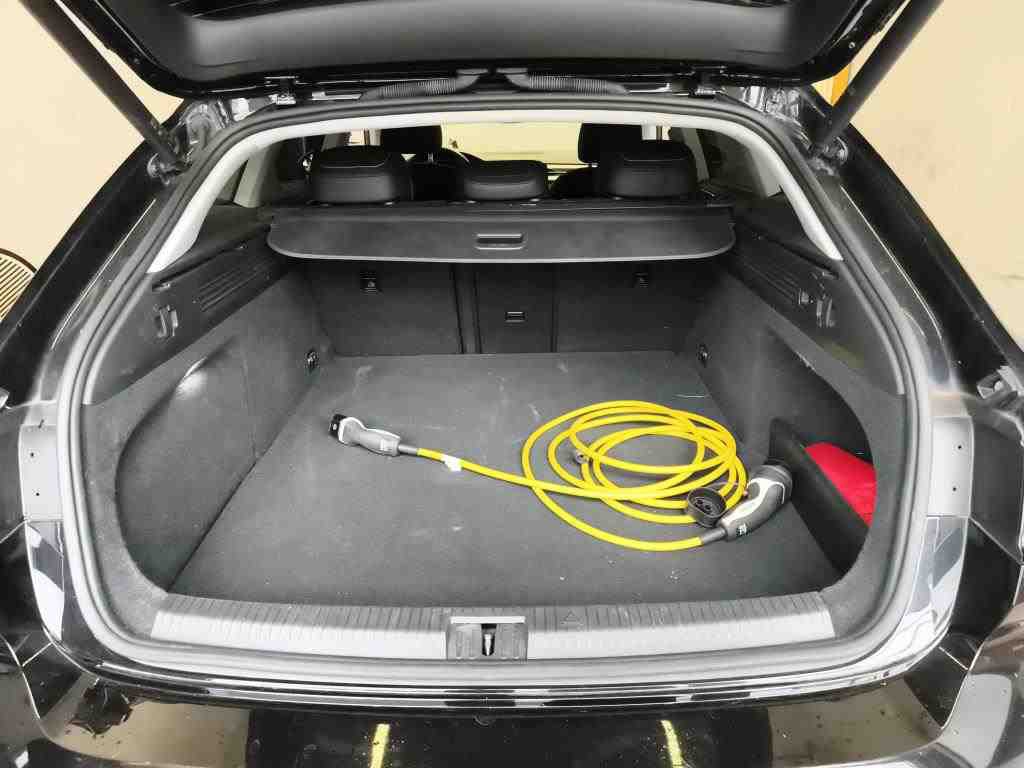 Volkswagen Arteon 1.4 TSI e Elegance NAVI AID SHZ RFK LED 10