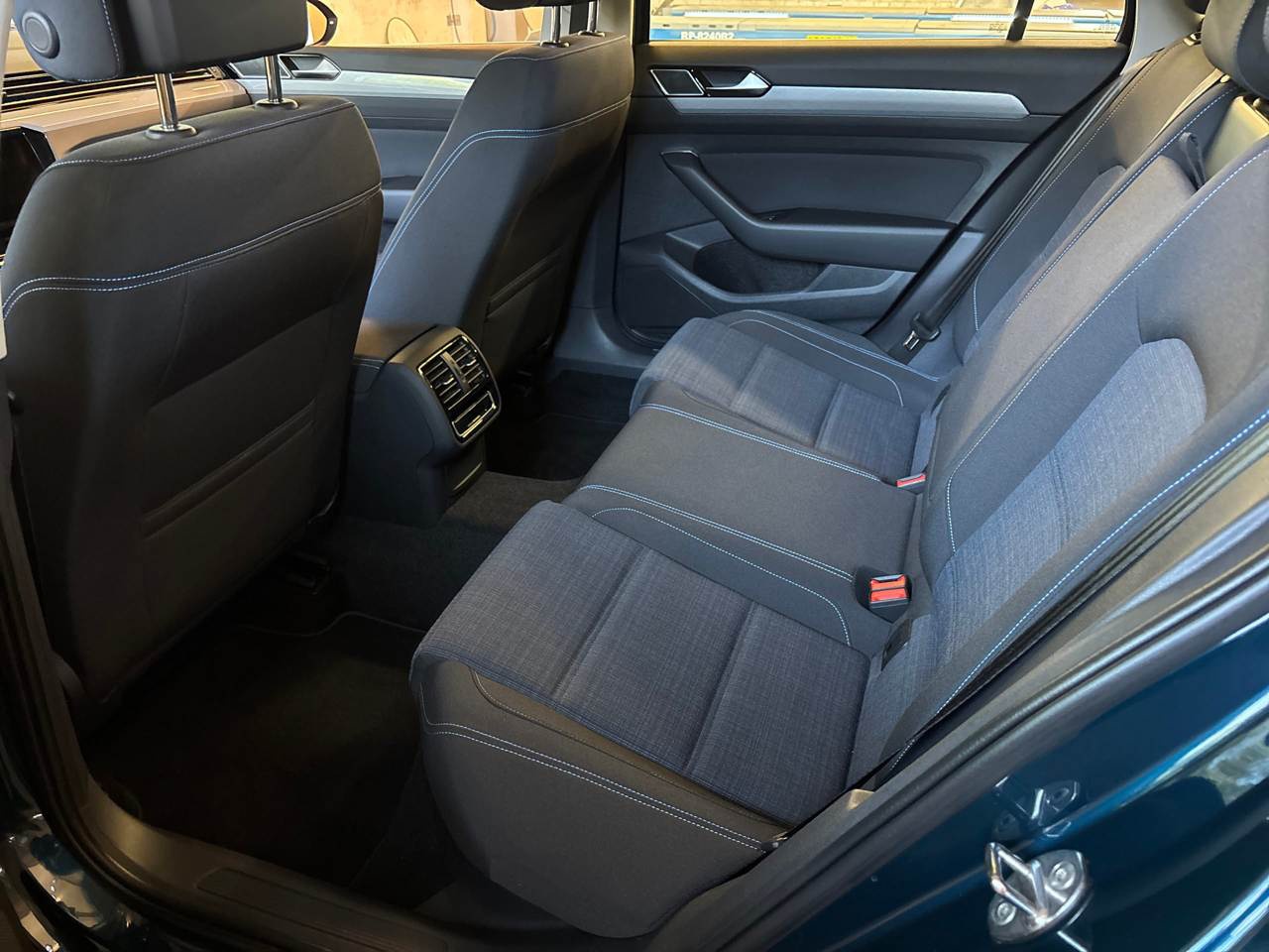 Volkswagen Passat Variant GTE 1.4 TSI Navi LED DC-Pro Pano 7