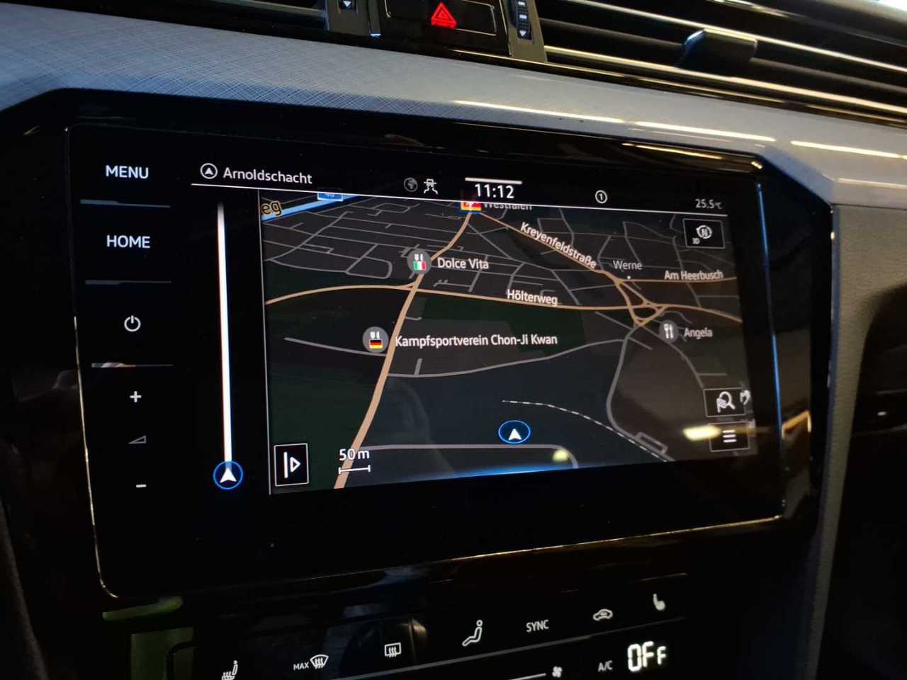 Volkswagen Passat Variant GTE 1.4 TSI Navi LED DC-Pro Pano 10