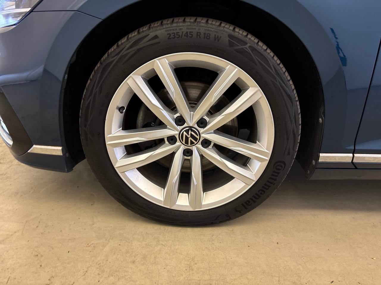 Volkswagen Passat Variant GTE 1.4 TSI Navi LED DC-Pro Pano 12
