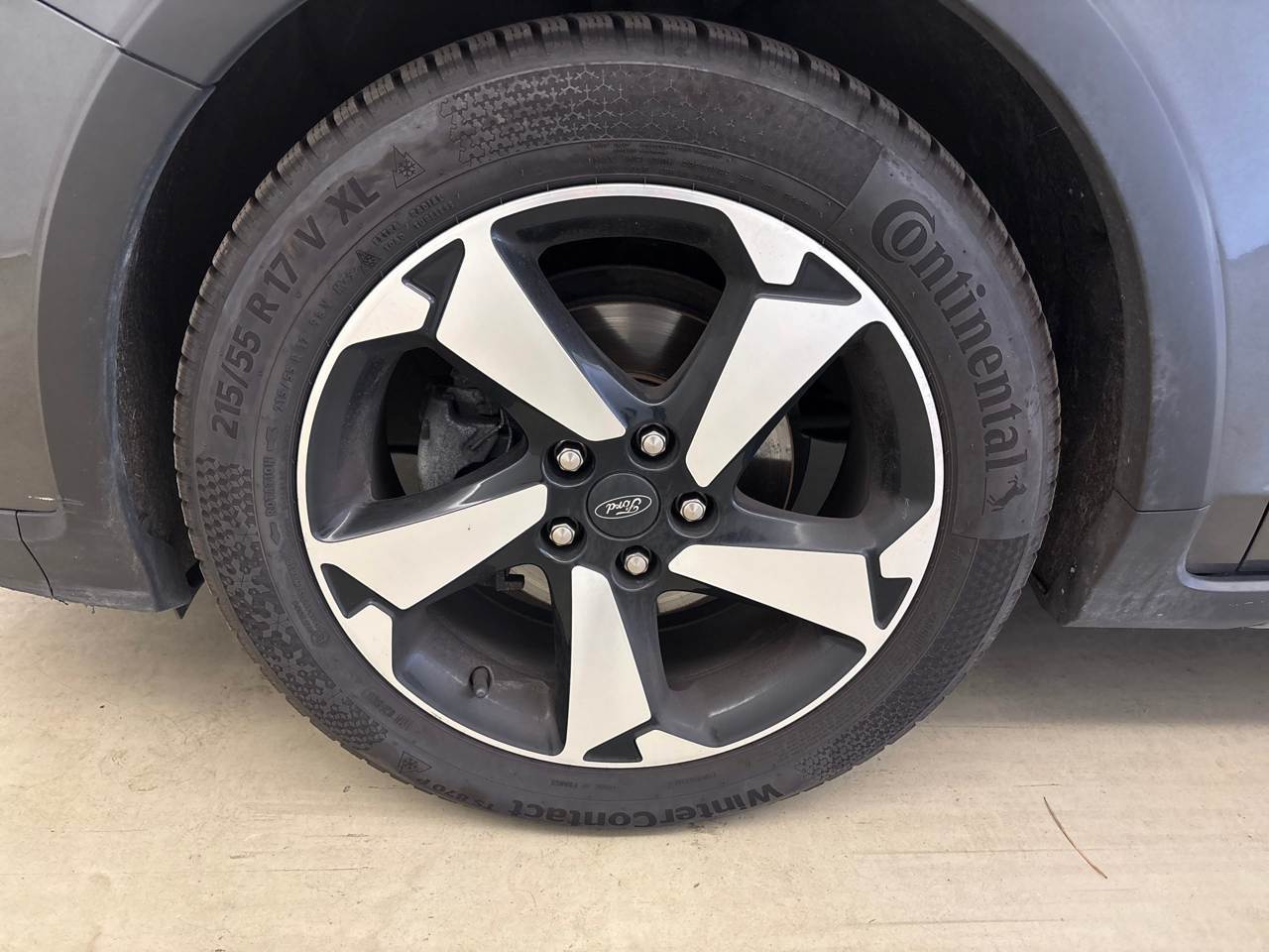 Ford Focus Turnier 1.5 EB Navi LED DigiTacho AHK B&O 12