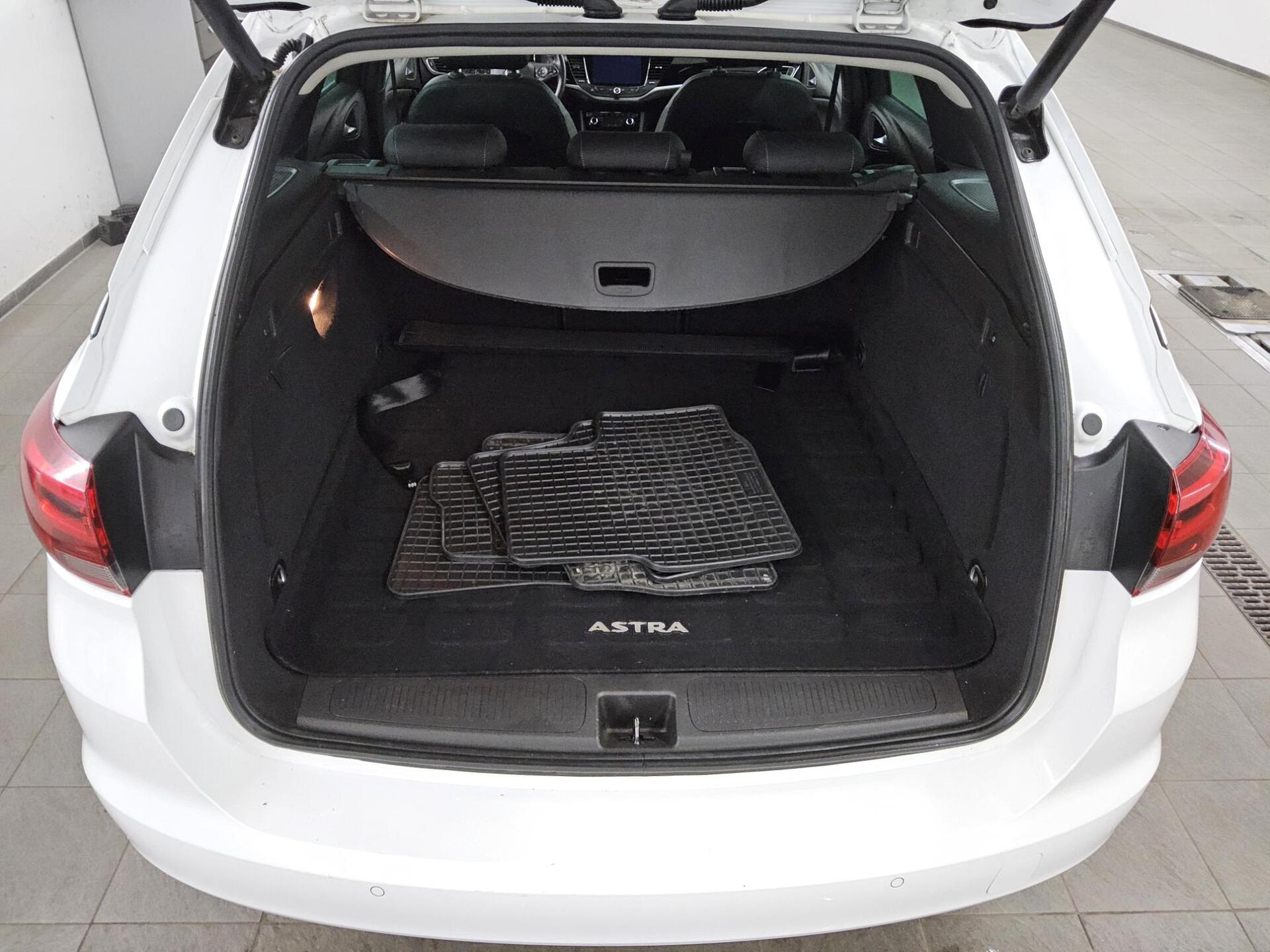 Opel Astra ST 1.5 D Elegance Navi LED T-Leder PDC SHZ 11