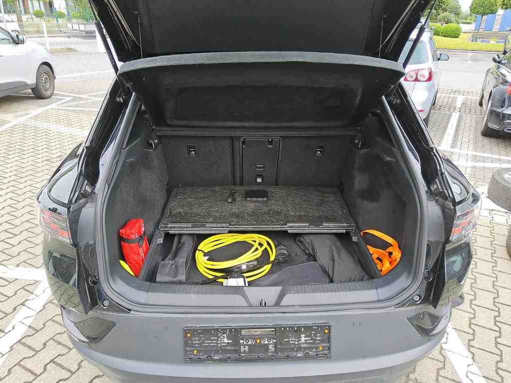 Volkswagen ID.4 Pro Performance NAVI SHZ RFK 11