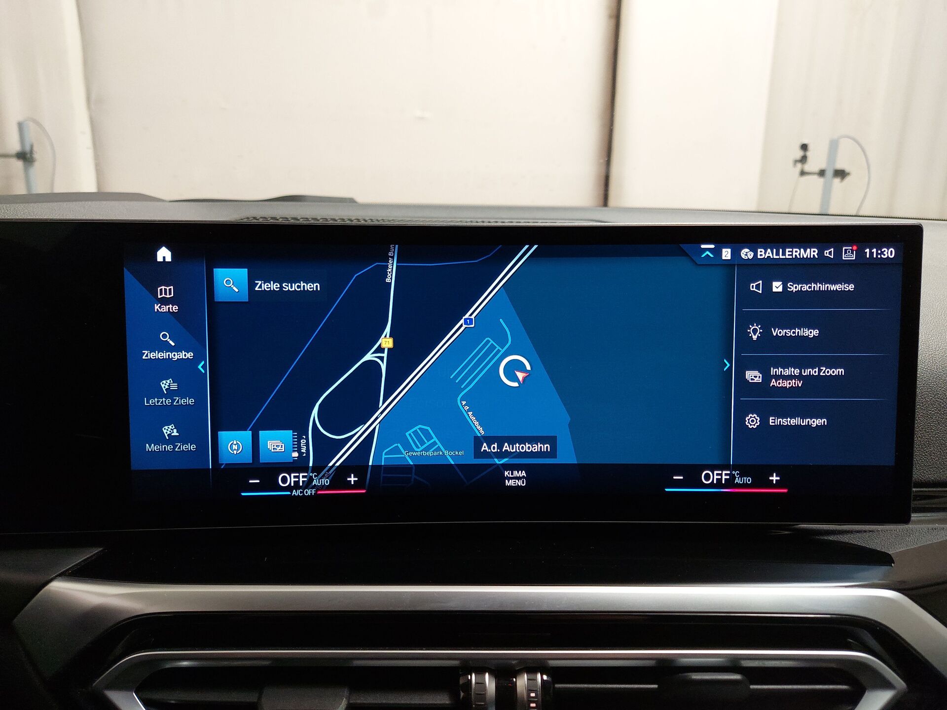 BMW 320d Touring T-Leder Navi HuD H-K LED 18