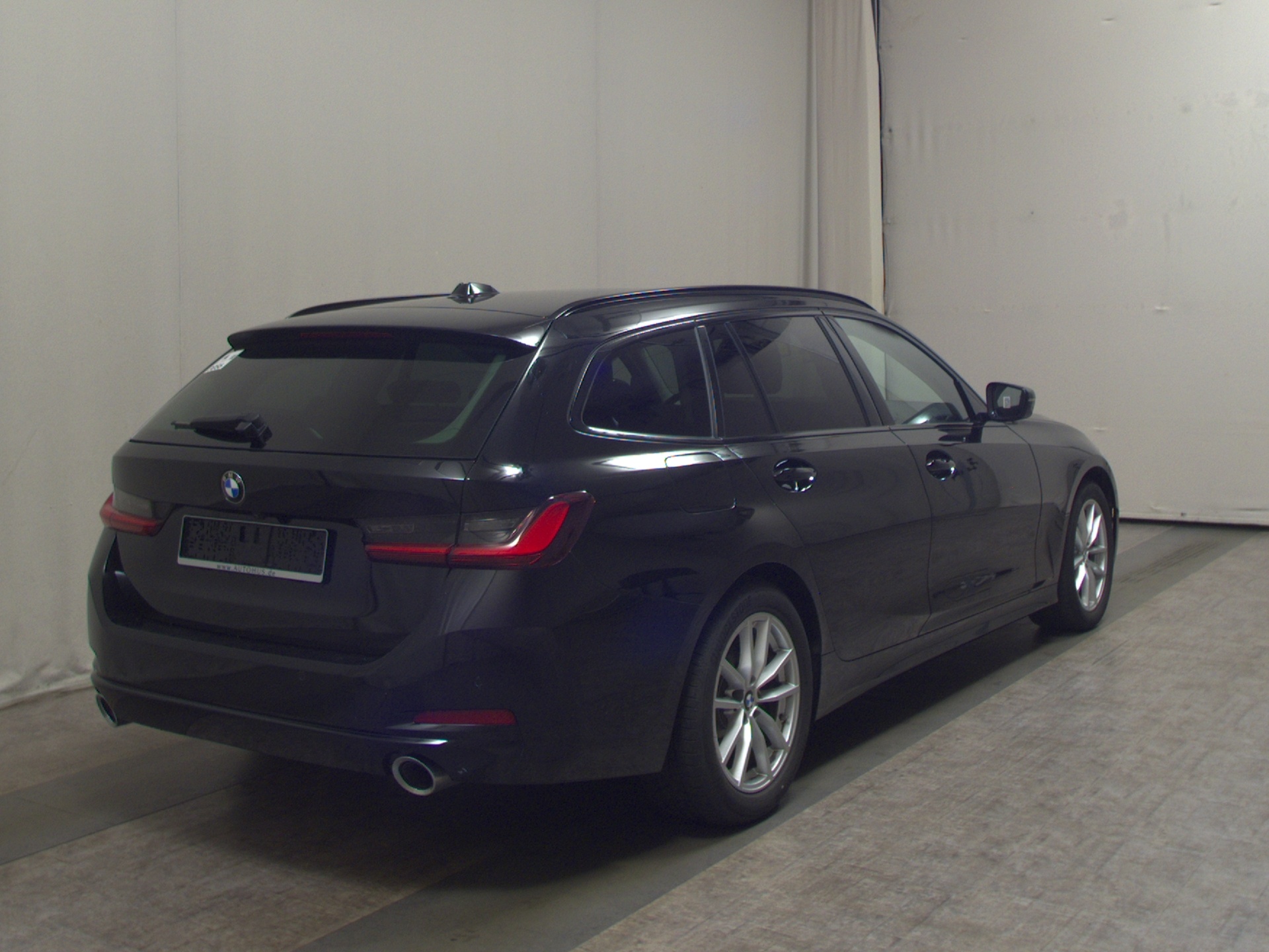 BMW 320d Touring T-Leder Navi HuD H-K LED 4