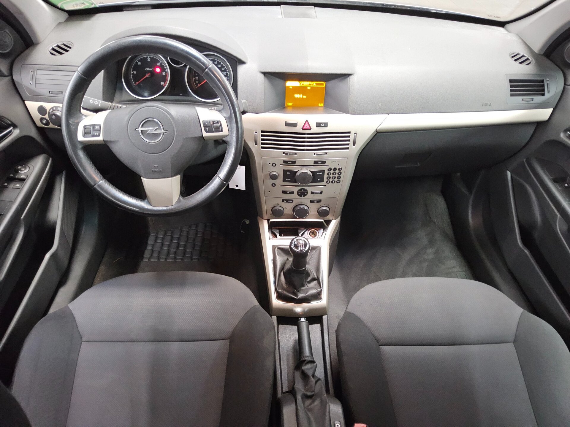 Opel Astra Caravan Edition Navi Radio Klima Tempomat 5