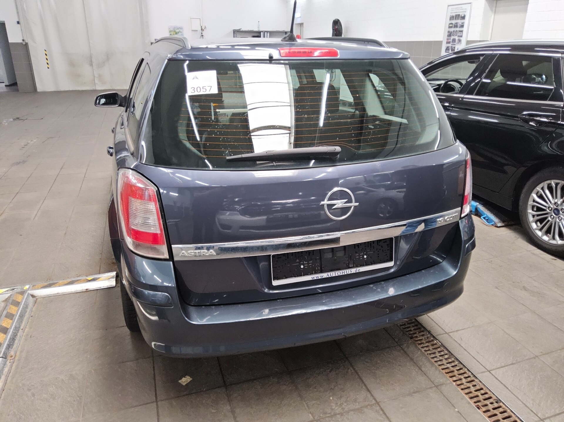 Opel Astra Caravan Edition Navi Radio Klima Tempomat 10