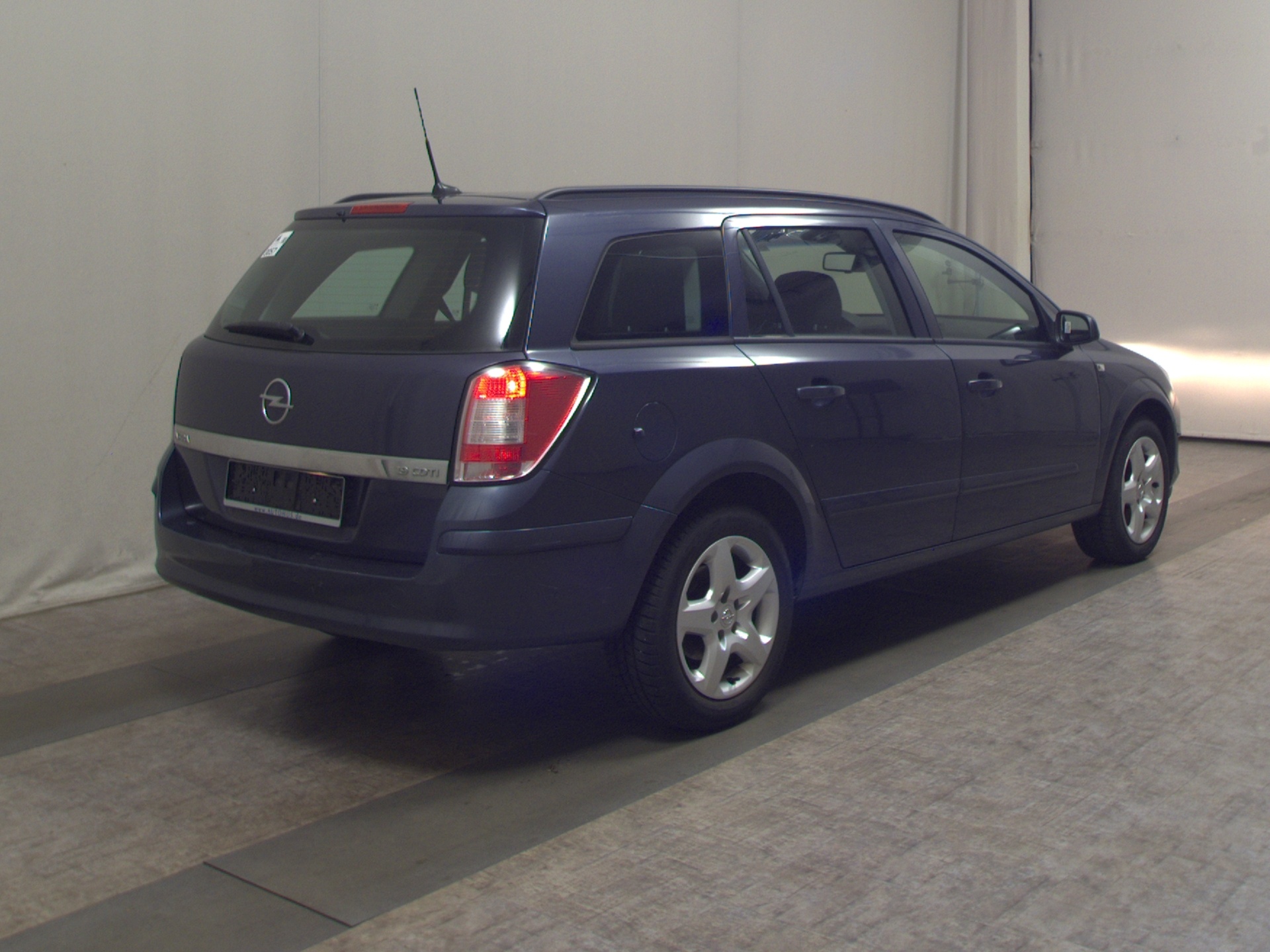 Opel Astra Caravan Edition Navi Radio Klima Tempomat 4