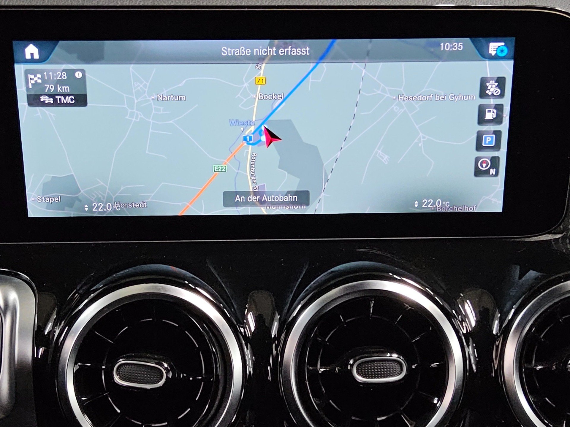Mercedes-Benz GLB 200 d Progressive Navi LED MBUX+ AHK RFK 7