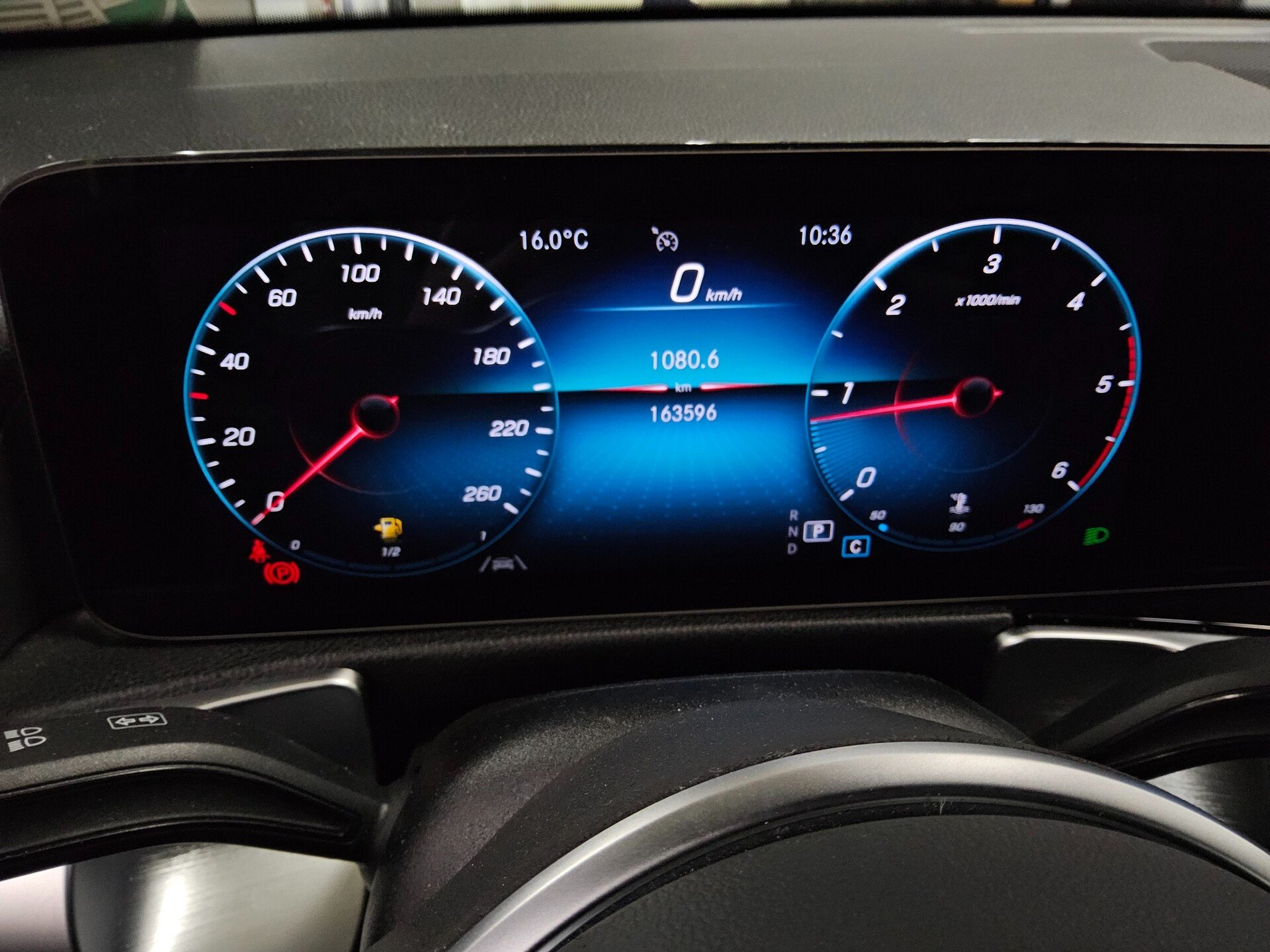 Mercedes-Benz GLB 200 d Progressive Navi LED MBUX+ AHK RFK 8