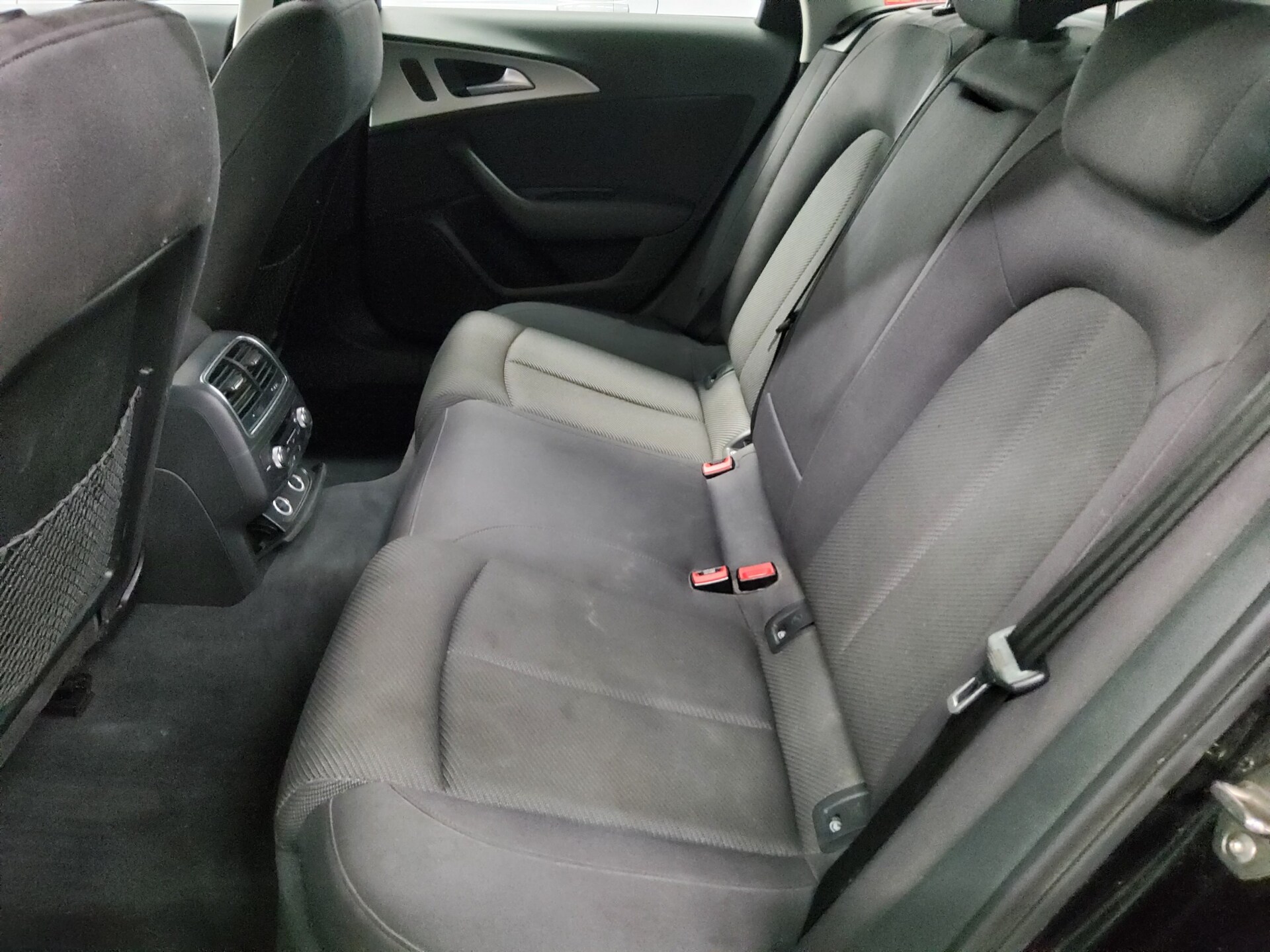 Audi A6 Avant 2.0 TDI S-Line Ext. AHK Navi LED 13