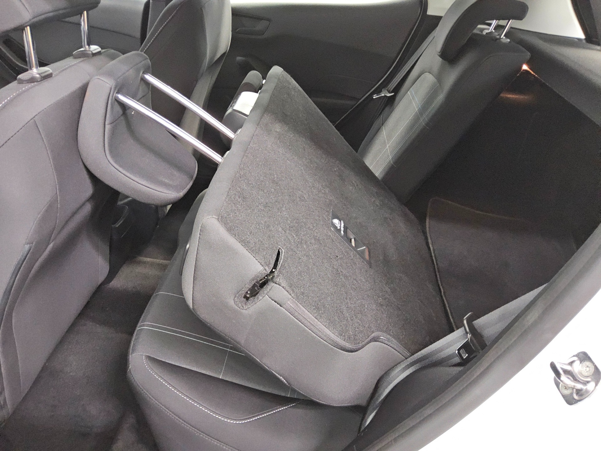 Ford Fiesta 1.1 Trend LED DAB PDC Shz Klima 12