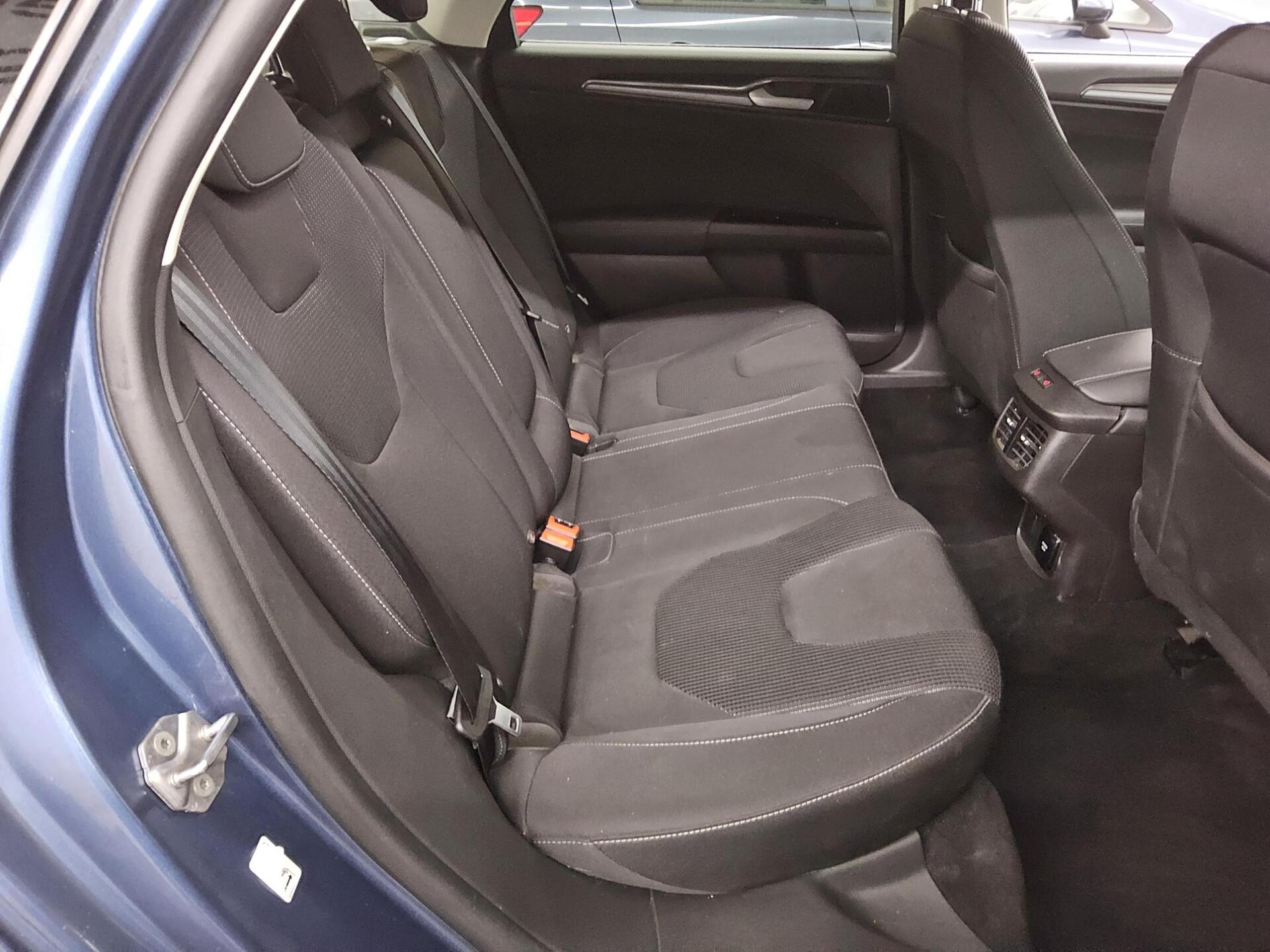 Ford Mondeo Turnier 2.0 EB Titanium Navi LED ACC RFK 13
